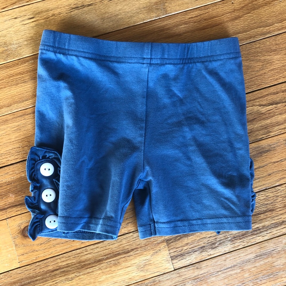 Merce & me shorties size 2t